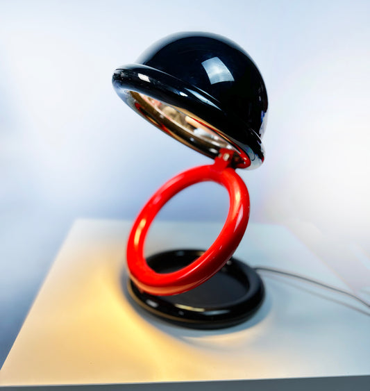 1980s Pop-Up Desk Light – Black & Red Retro Magic