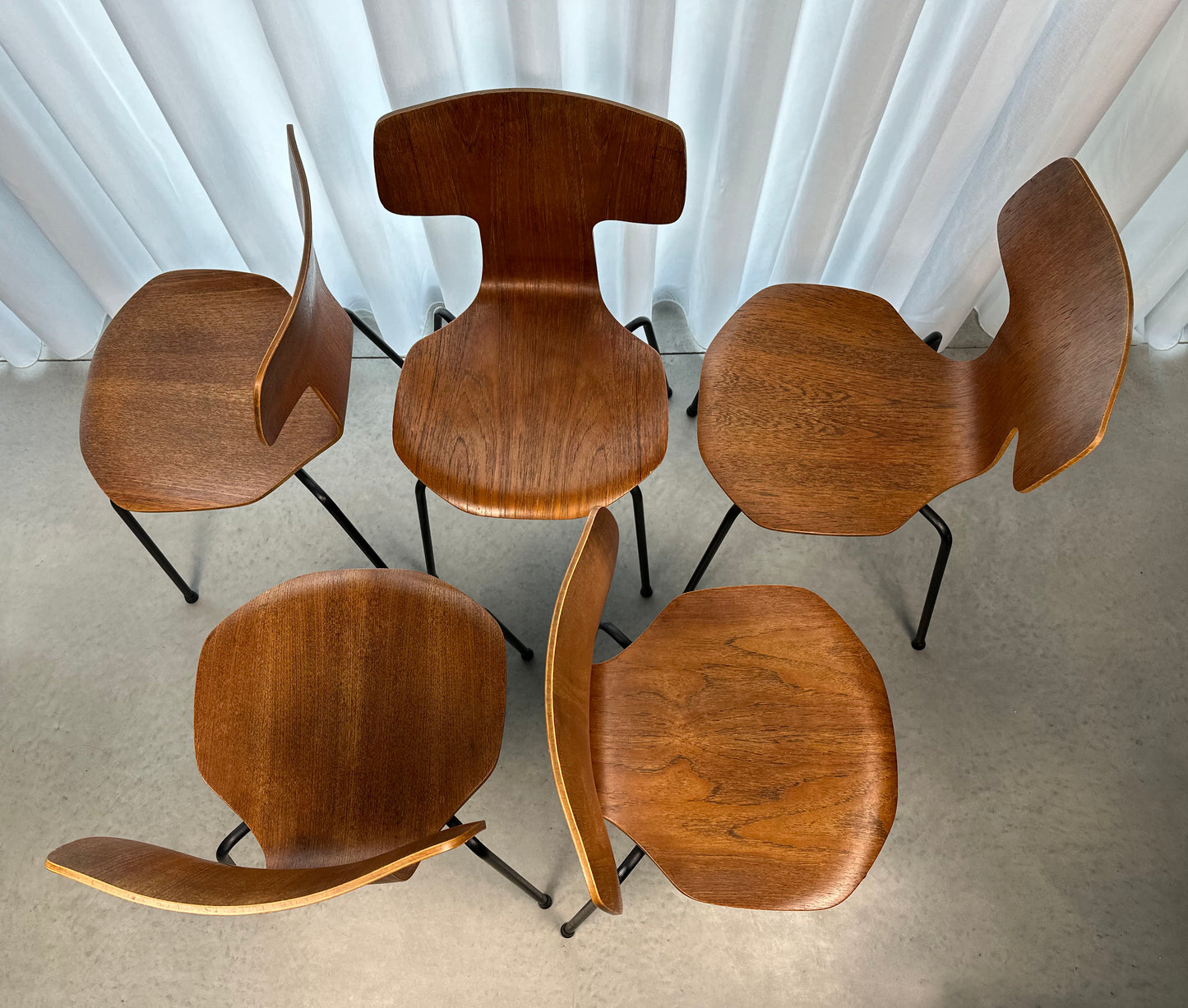 Set of 5 Model 3103 chairs ('Hammer chair') by Arne Jacobsen for Fritz Hansen
