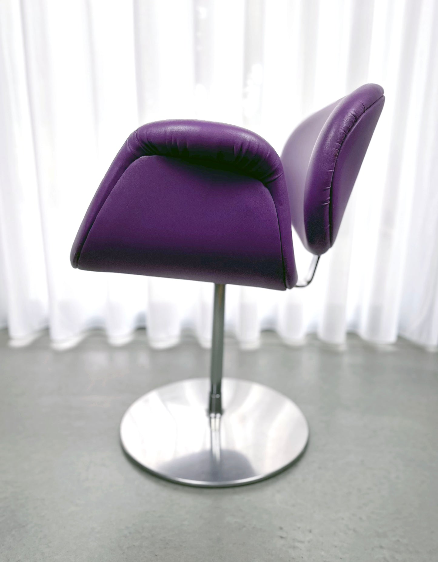 Little Tulip by Pierre Paulin for Artifort