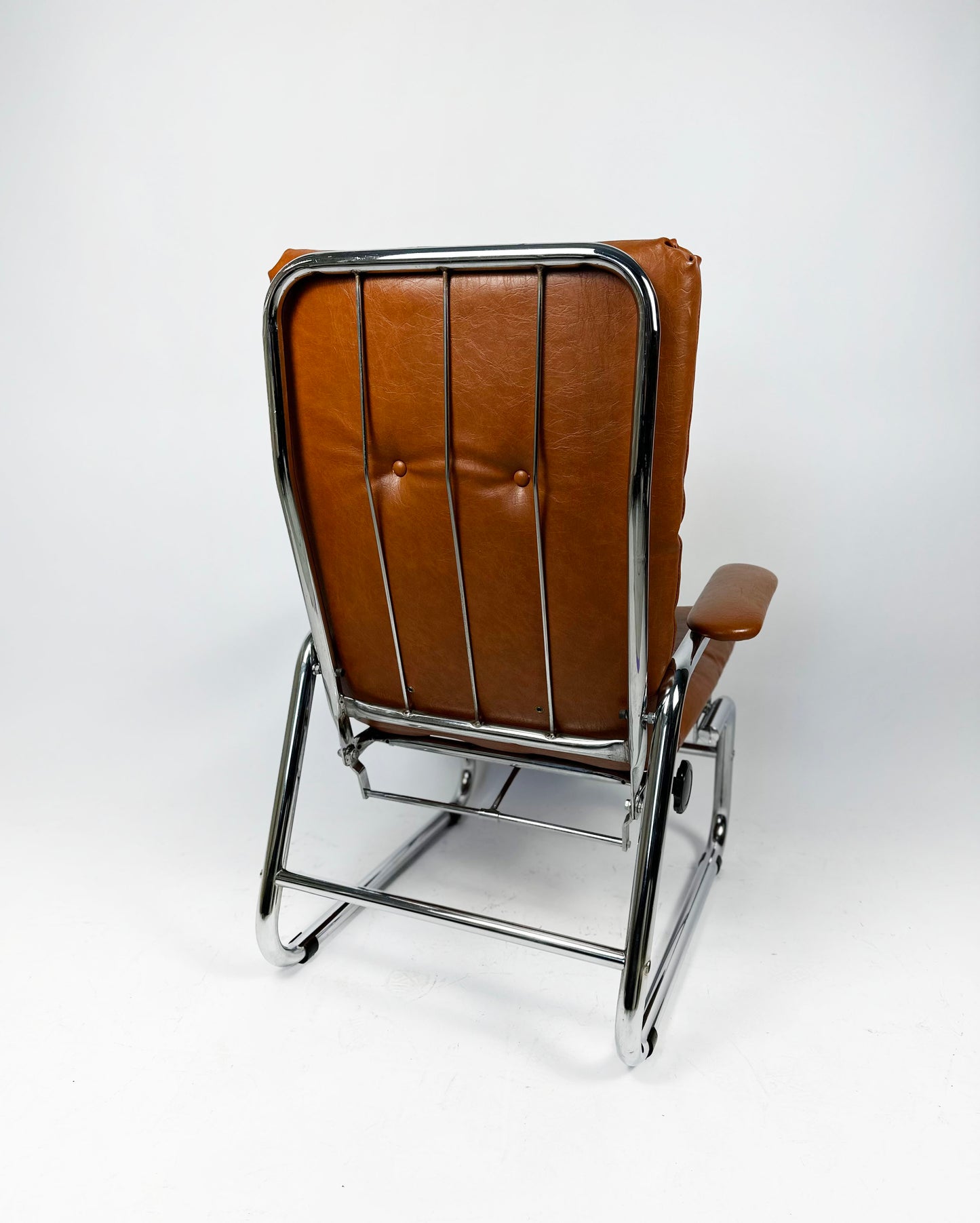 1970s Chrome Recliner — Mint condition, pure 70s cool